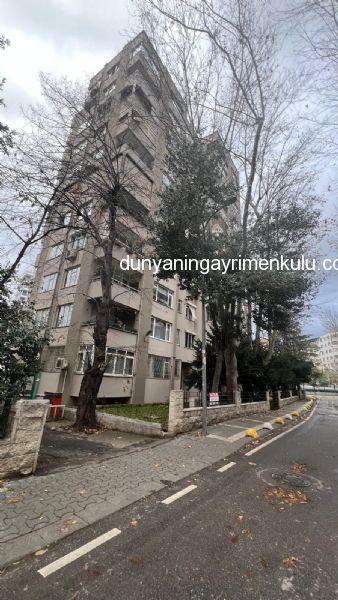 GÖZTEPE'DE İÇİ YENİLENMİŞ SATILIK GENİŞ 3+1 DAİRE