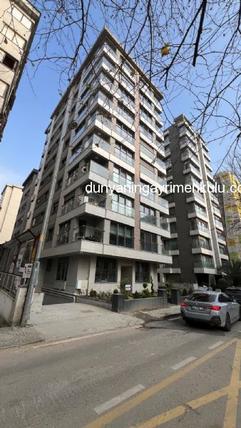 CADDEBOSTAN'DA CADDEYE 2.PARALELDE SIFIR KİRALIK 3+1 DAİRE