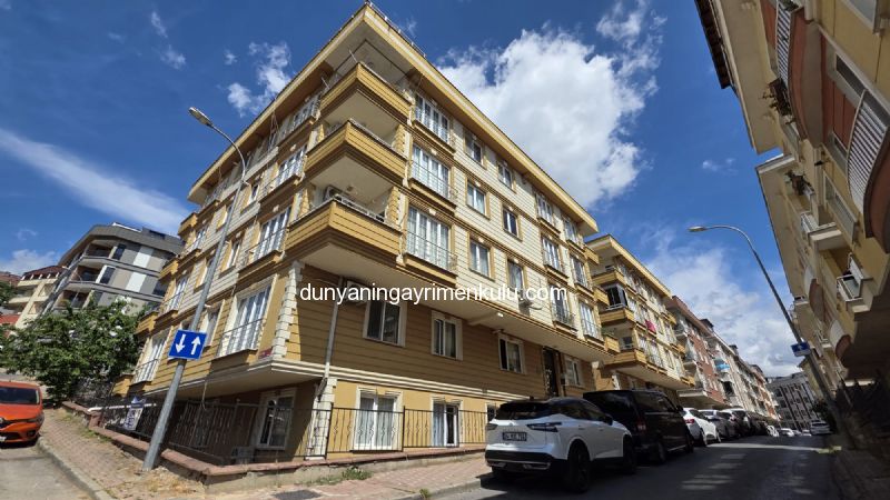 ÇEKMEKÖY DE İÇİ YAPILI MASRAFSIZ 1+1 SATILIK DAİRE