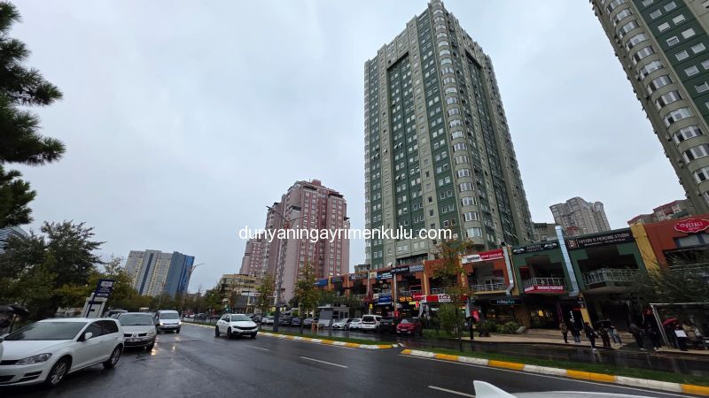 ATAŞEHİR ATA BLOKLARI'NDA BOŞ / MASRAFSIZ SATILIK 3+1 DAİRE