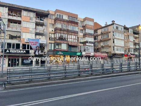 MALTEPE MERKEZDE BAĞDAT CADDESİNE 10 M CEPHELİ SATILIK MAĞAZA