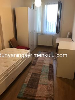 ÜSKÜDAR VALİDE ATİK DE GENÇ BİNADA 2+1 SATILIK DAİRE