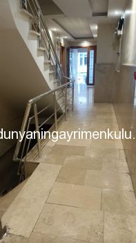 ÜSKÜDAR VALİDE ATİK DE GENÇ BİNADA 2+1 SATILIK DAİRE