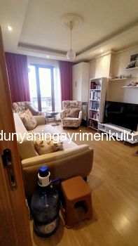 ÜSKÜDAR VALİDE ATİK DE GENÇ BİNADA 2+1 SATILIK DAİRE