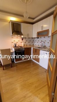 ÜSKÜDAR VALİDE ATİK DE GENÇ BİNADA 2+1 SATILIK DAİRE