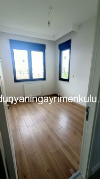 SAHRAİCEDİT ATATÜRK CAD ÇOK YAKIN SATILIK 3+1 DAİRE KATTA TEK