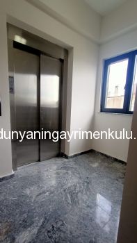 SAHRAİCEDİT ATATÜRK CAD ÇOK YAKIN SATILIK 3+1 DAİRE KATTA TEK