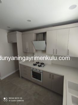 SUADİYE'DE KISMİ DENİZ MANZARALI 1.SINIF LÜX DEKORLU SATILIK 3+1 DAİRE