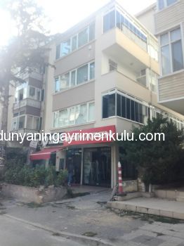 SUADİYE DE İÇİ YENİLENMİŞ 2+1 SATILIK DAİRE