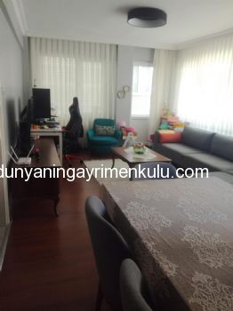 SUADİYE DE İÇİ YENİLENMİŞ 2+1 SATILIK DAİRE