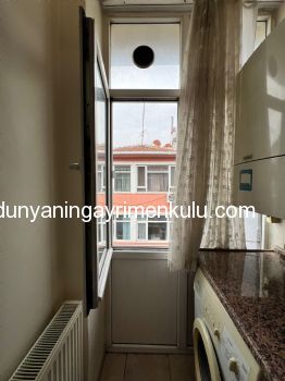 KADIKÖY MERKEZDE EŞYALI 2+1 KİRALIK DAİRE