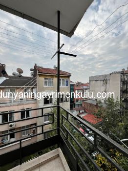 KADIKÖY MERKEZDE EŞYALI 2+1 KİRALIK DAİRE