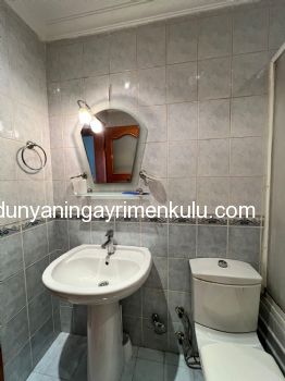 KADIKÖY MERKEZDE EŞYALI 2+1 KİRALIK DAİRE