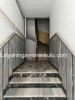 KADIKÖY MERKEZDE EŞYALI 2+1 KİRALIK DAİRE