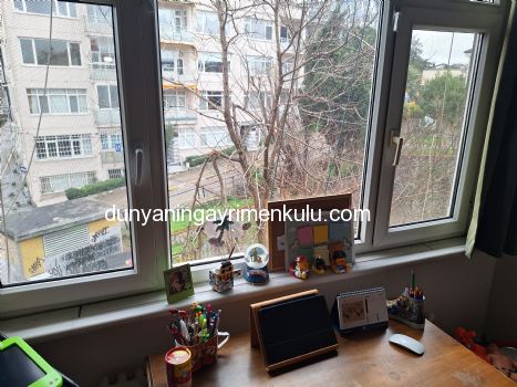 BEYLERBEYİ'NDE  BOĞAZ MANZARALI CADDE ÜZERİNDE 3+1 SATILIK DAİRE