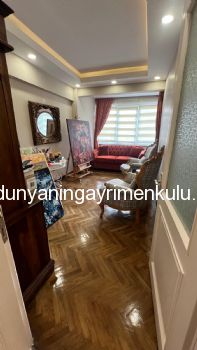 GÖZTEPE'DE İÇİ YENİLENMİŞ SATILIK GENİŞ 3+1 DAİRE