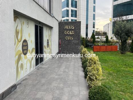 E5 HELİS GOLD PLAZADA DENİZ MANZARALI KİRALIK OFİS