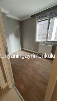 CADDEBOSTAN'DA CADDEYE 2.PARALELDE SIFIR KİRALIK 3+1 DAİRE