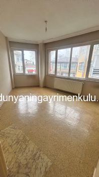 ÜSKÜDAR DOĞANCILAR CADDESİNDE KÖŞE BİNADA SATILIK 3+1 DAİRE