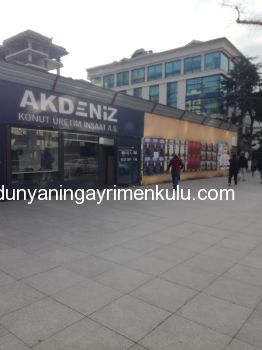 CADDEBOSTAN BAĞDAT CADDESİNDE SATILIK DÜKKAN
