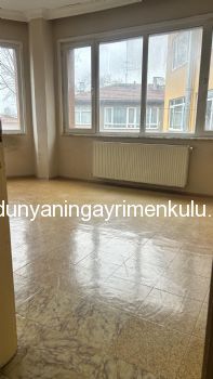 ÜSKÜDAR DOĞANCILAR CADDESİNDE KÖŞE BİNADA KİRALIK 3+1 DAİRE