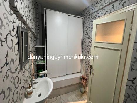 KALAMIŞ SAHİLDE İŞ YERİNE UYGUN KİRALIK 2+1 DAİRE