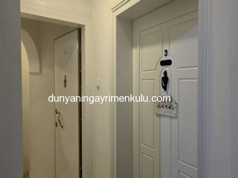 Altunizade Erzurum Sitesinde Yenilenen Bahçe Dubleks Satılık 2+1 Daire
