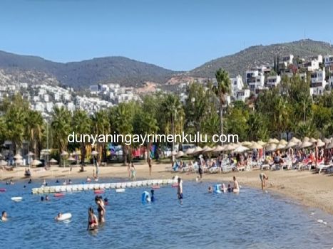 BODRUM GÜMBET'TE DENİZ MANZARALI VE HAVUZLU VİLLA