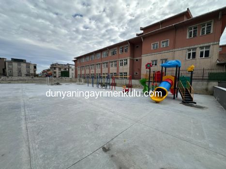 SULTANGAZİ İSMETPAŞA'DA PRESTİJLİ BİNADA SATILIK DÜKKAN