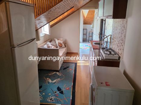 Maltepe Fındıklı'da Merkezi-Eşyalı - Çatı Katı 2+1 Kiralık Daire