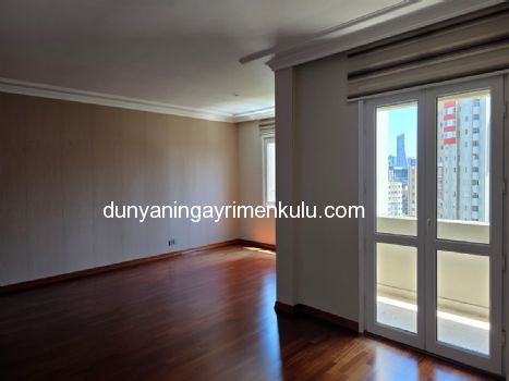 SOYAK YENİŞEHİR MANOLYA SİTESİNDE 4+1 SATILIK DAİRE