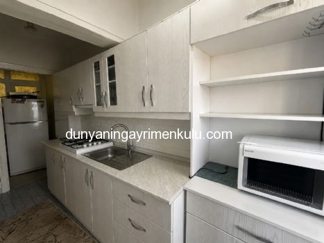 KINALIADA`DA FULL DENİZ MANZARALI İKİBUÇUK KATLI MÜSTAKİL EV