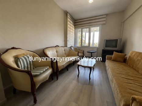 KINALIADA`DA FULL DENİZ MANZARALI İKİBUÇUK KATLI MÜSTAKİL EV