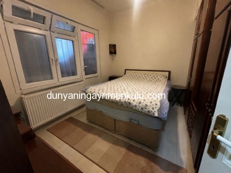 KINALIADA`DA FULL DENİZ MANZARALI İKİBUÇUK KATLI MÜSTAKİL EV