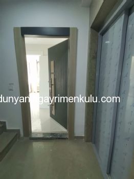 MİNÜBÜS CAD YAKIN 79 M2 2+1 BALKONLU KISMİ DENİZ GÖREN 2+1 DAİRE
