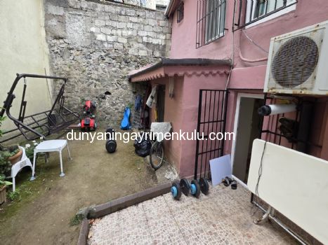BEBEK SIRTLARINDA YATIRIMLIK MÜSTAKİL EV