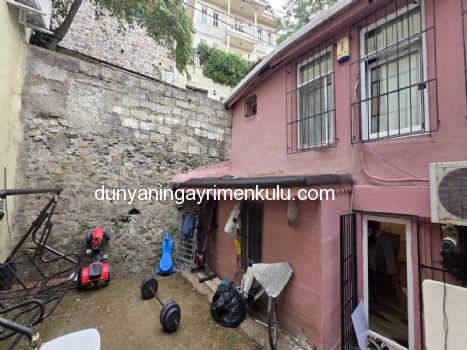 BEBEK SIRTLARINDA YATIRIMLIK MÜSTAKİL EV