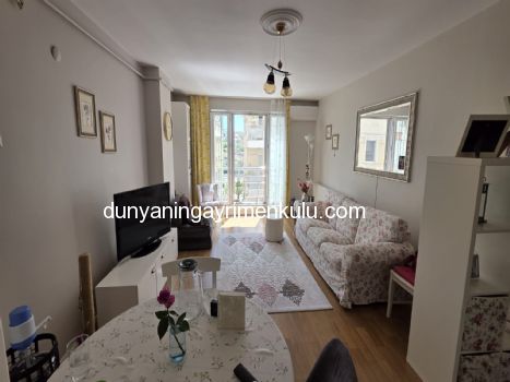 ÇEKMEKÖY DE İÇİ YAPILI MASRAFSIZ 1+1 SATILIK DAİRE