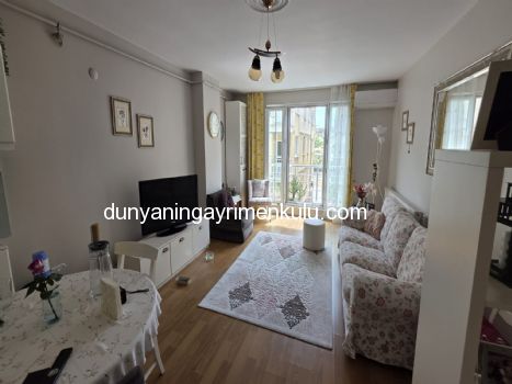 ÇEKMEKÖY DE İÇİ YAPILI MASRAFSIZ 1+1 SATILIK DAİRE