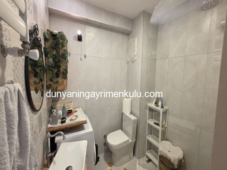 ÇEKMEKÖY DE İÇİ YAPILI MASRAFSIZ 1+1 SATILIK DAİRE