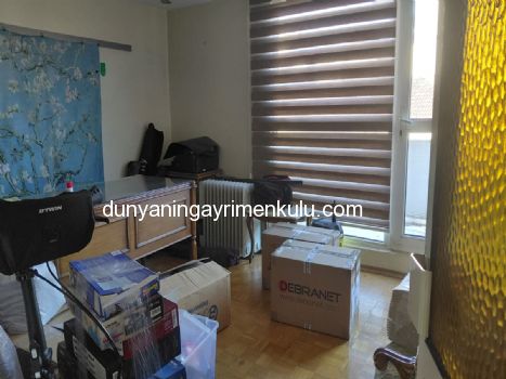 KADIKÖY MERKEZDE KİRALIK 1+1 OFİS