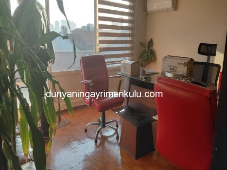 KADIKÖY MERKEZDE KİRALIK 1+1 OFİS