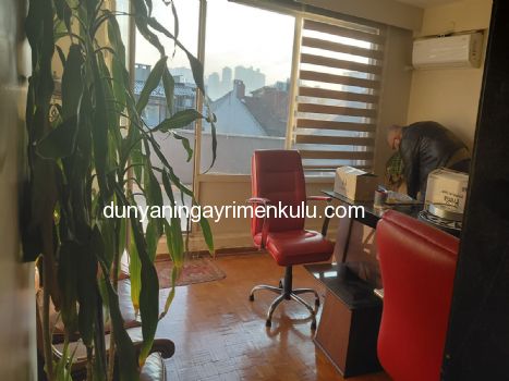 KADIKÖY MERKEZDE KİRALIK 1+1 OFİS