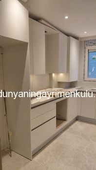 ÇİFTEHAVUZLAR`DA KİRALIK SIFIR 3+1 DAİRE