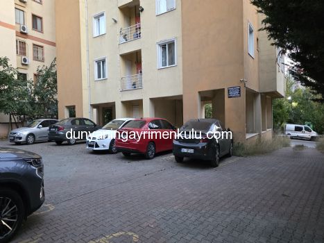 ATAŞEHİR KÜÇÜKBAKKALKÖY'DE MERKEZİ KONUMDA EBEVYN BANYOLU 3+1 KİRALIK DAİRE