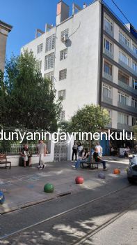 BAHARİYE CADDESİNDE KİRALIK 1+0 DAİRE
