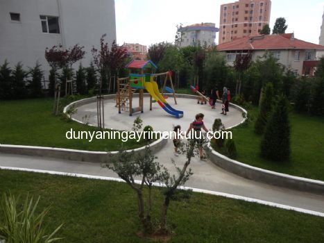ZÜMRÜTEVLER DANIŞPARK SİTESİNDE KİRALIK 2+1 DAİRE