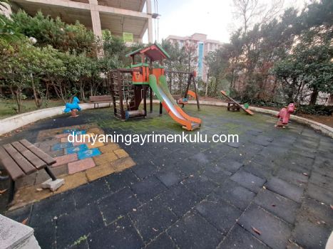 ZÜMRÜTEVLER DANIŞPARK SİTESİNDE KİRALIK 2+1 DAİRE