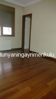 SUADİYEDE GENÇ BİNADA KİRALIK 3+1 DAİRE
