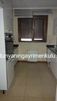 SUADİYEDE GENÇ BİNADA KİRALIK 3+1 DAİRE